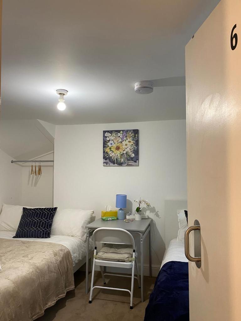 Comfy Private Rooms In Camden Town, Central Londra Exterior foto