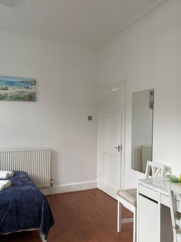 Comfy Private Rooms In Camden Town, Central Londra Exterior foto